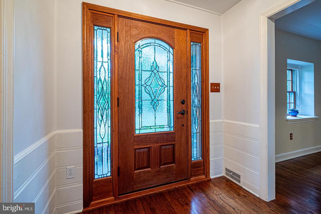 305 Beatty Rd
