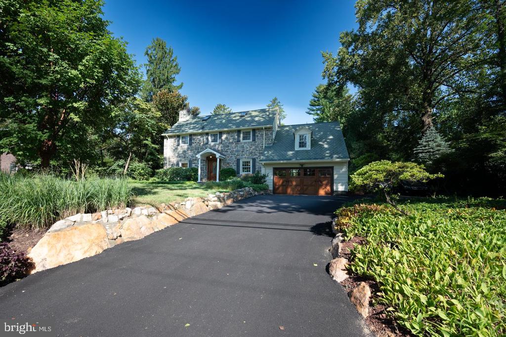 305 Beatty Rd