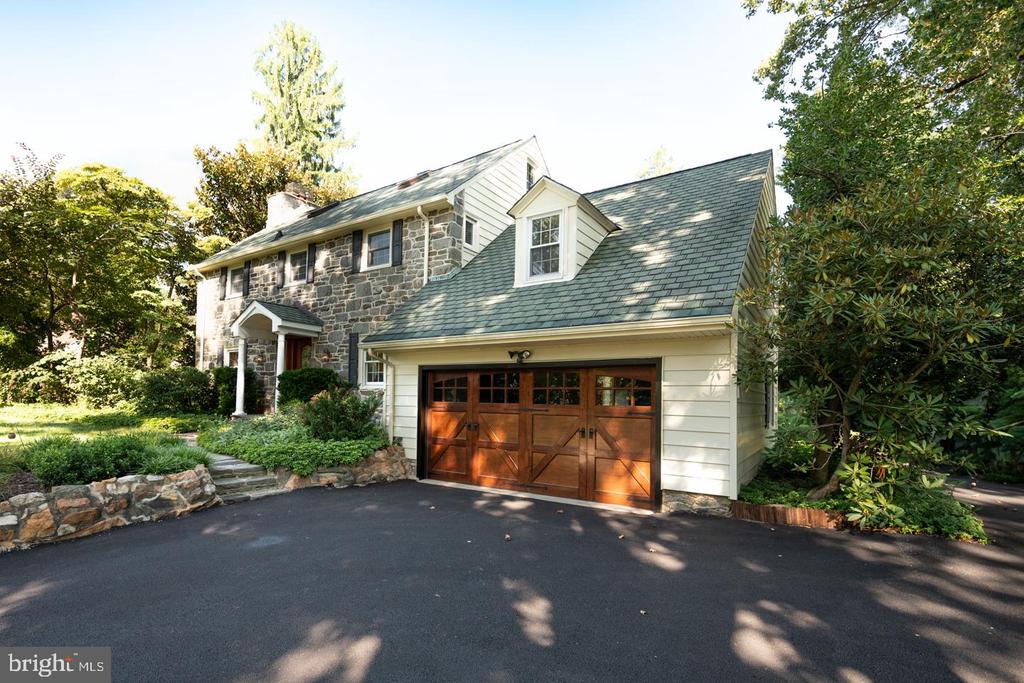 305 Beatty Rd