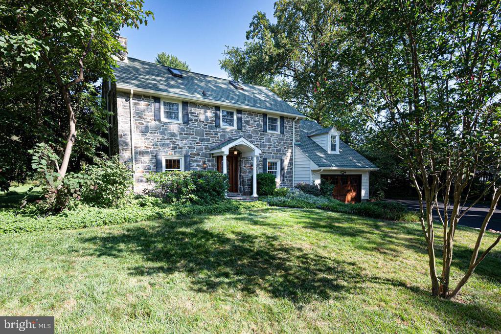 305 Beatty Rd