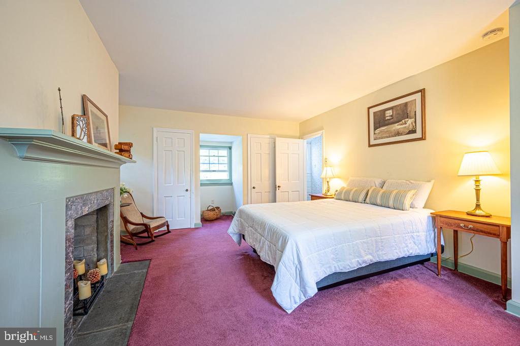 305 Beatty Rd