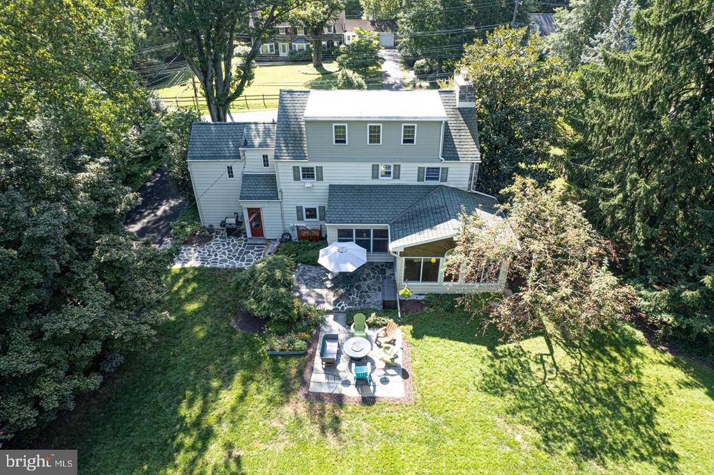 305 Beatty Rd