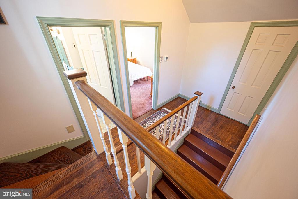 305 Beatty Rd