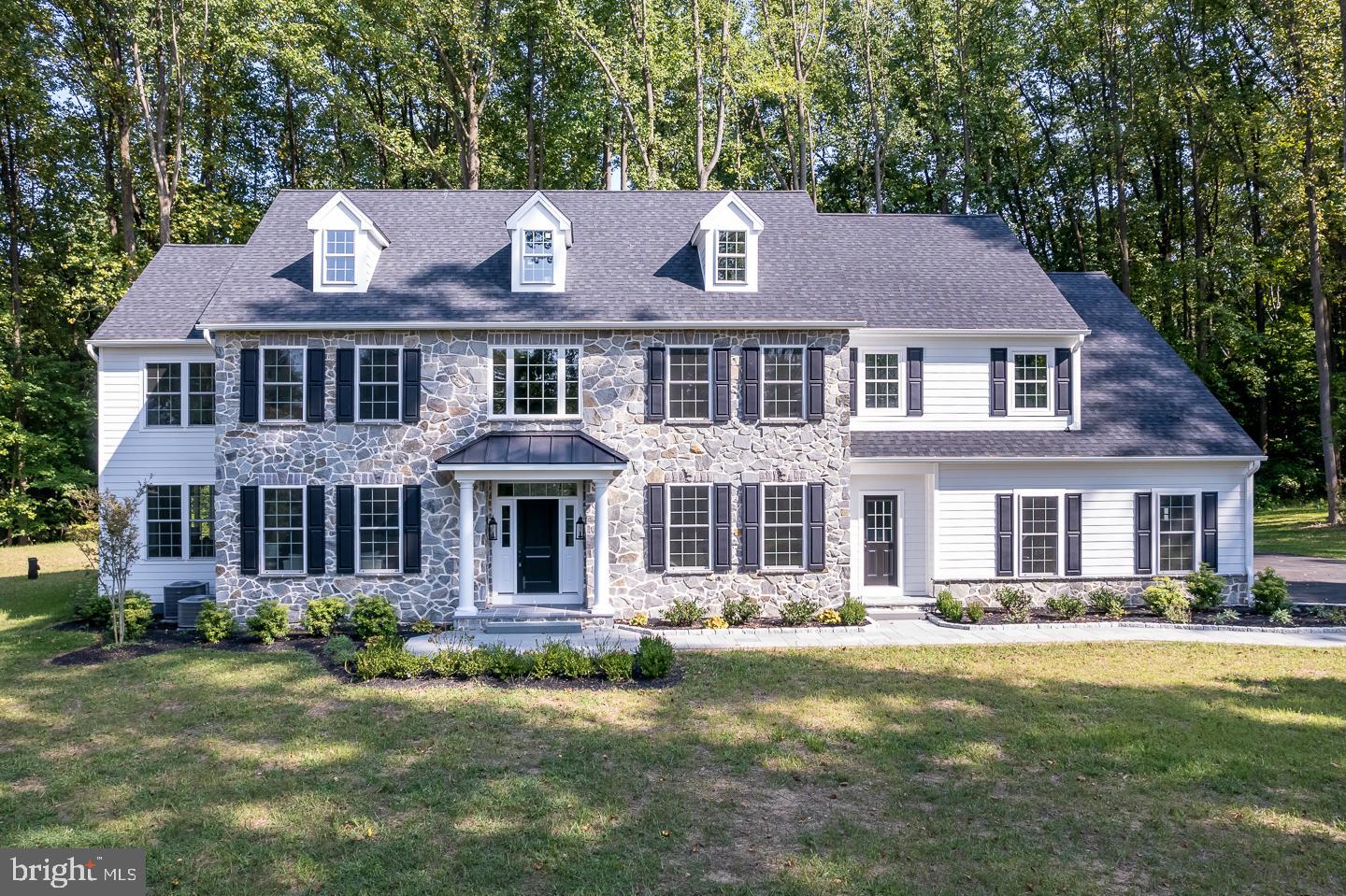 1715 A Valley Road