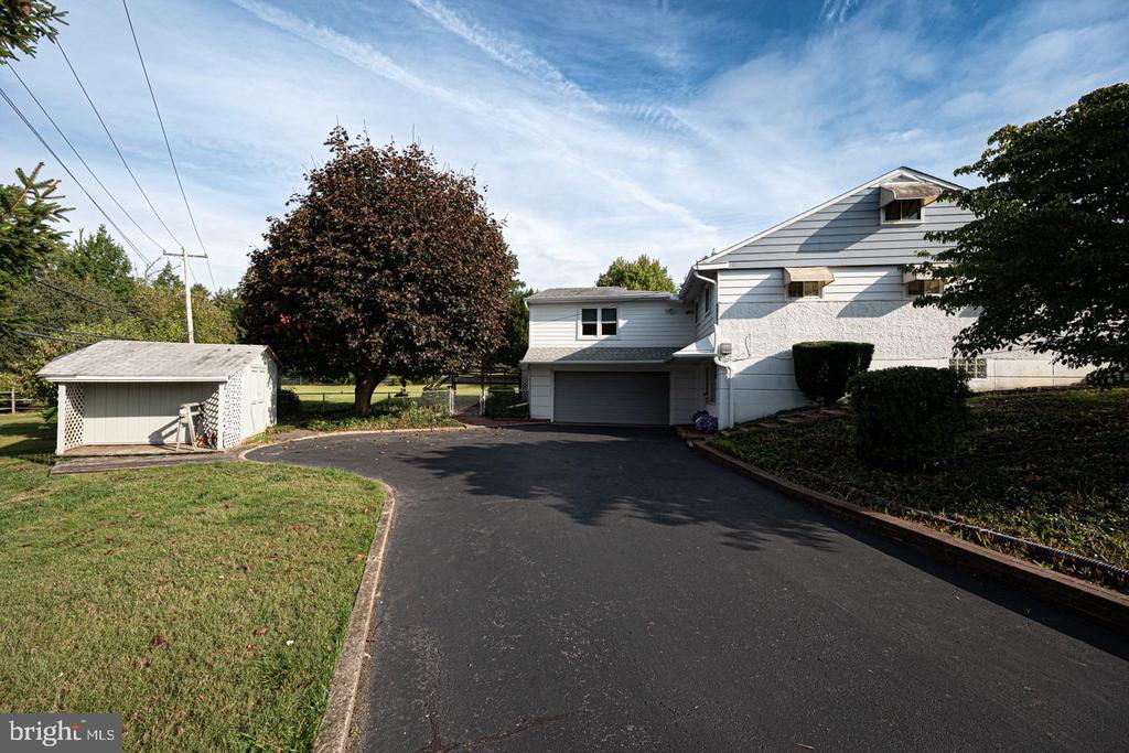 6 Gerald Dr