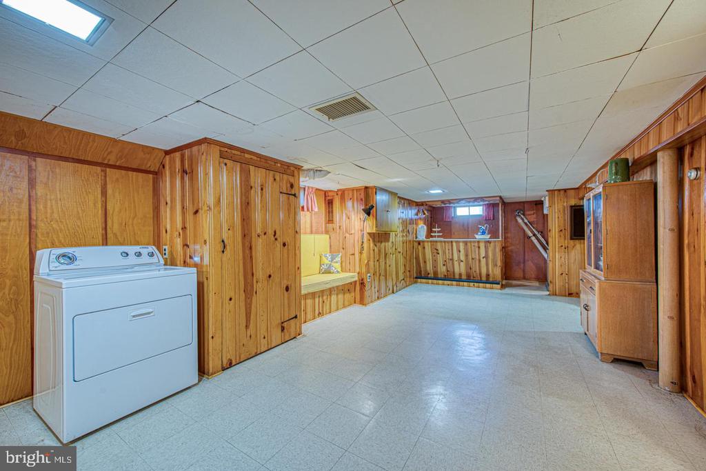 14 Oriole Ave