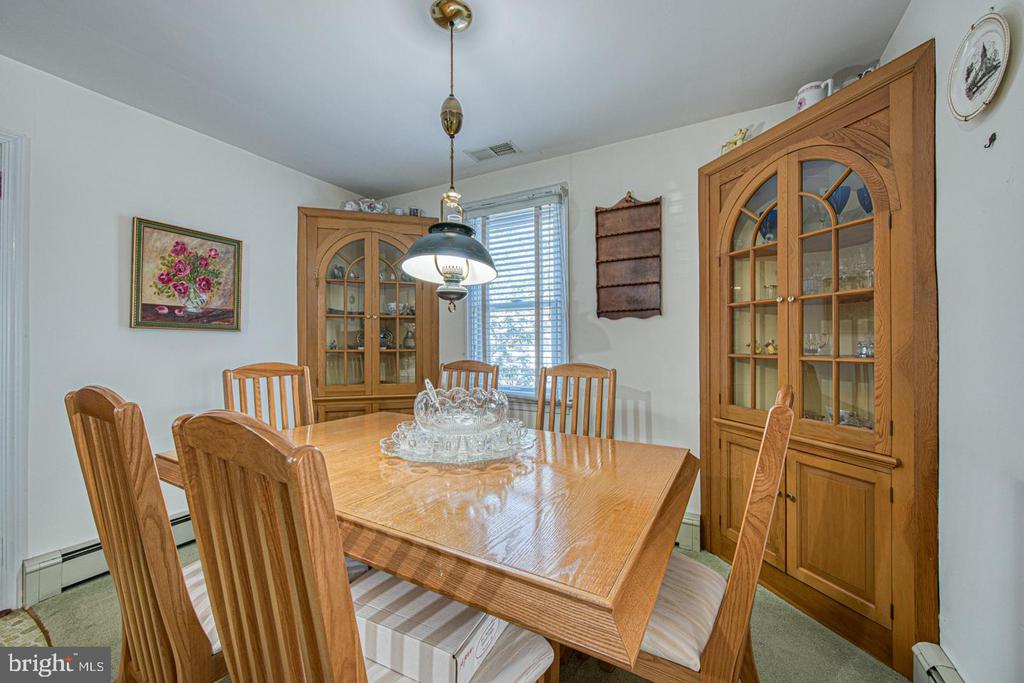 14 Oriole Ave