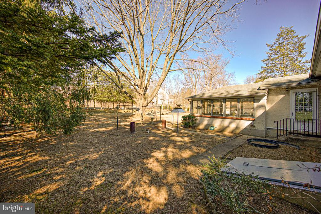 14 Oriole Ave