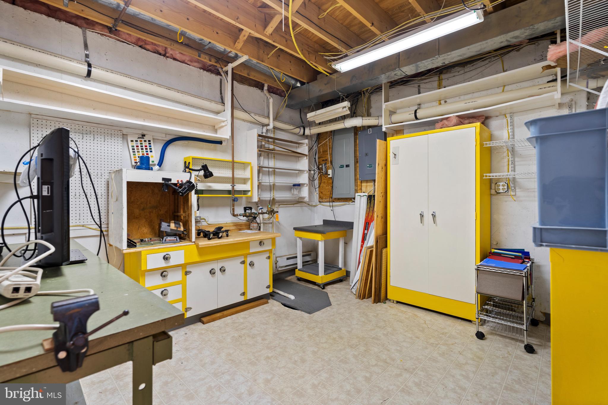 717 Kincaid Mills Ln