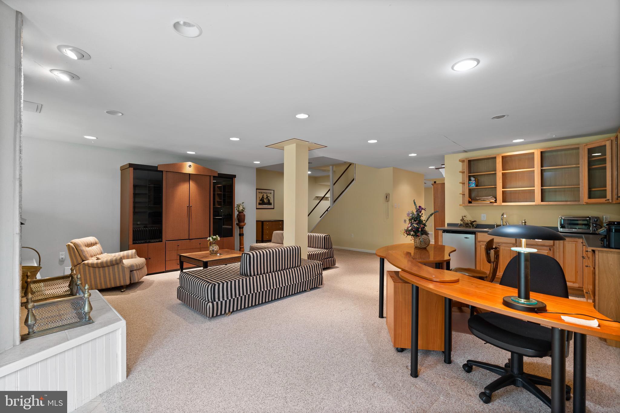 717 Kincaid Mills Ln