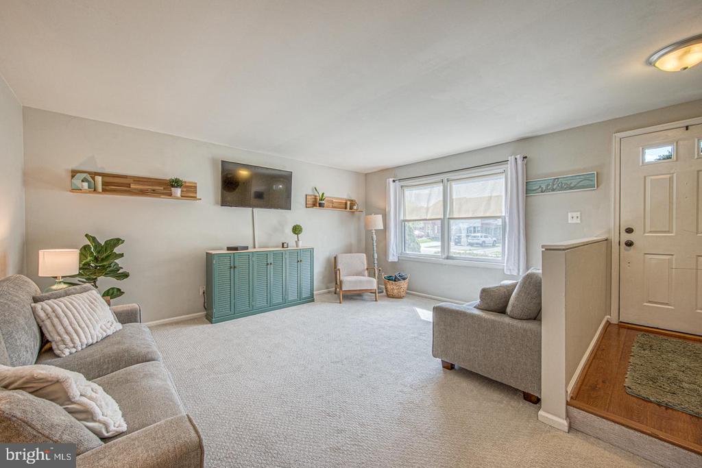 227 Sulky Way