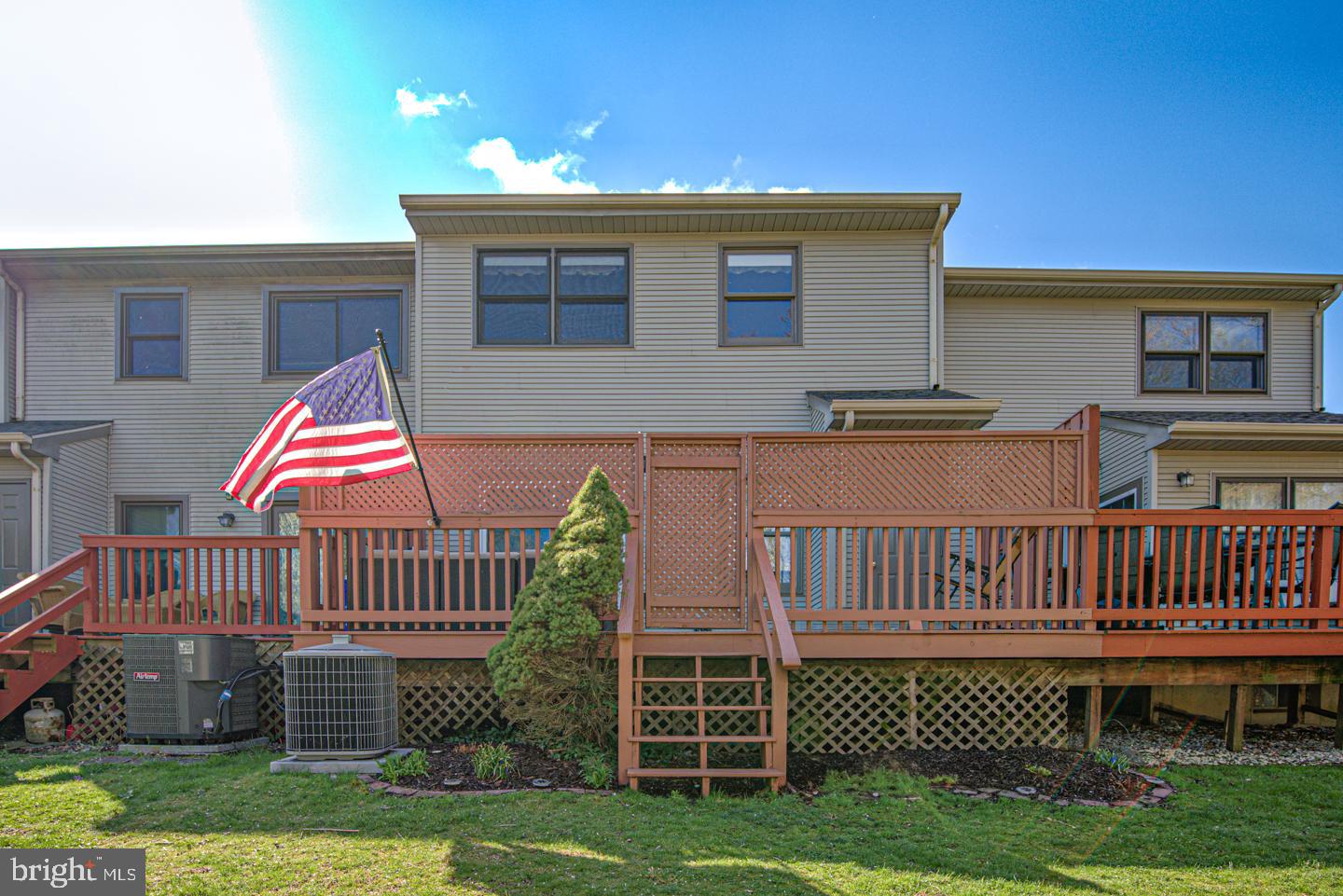 227 Sulky Way