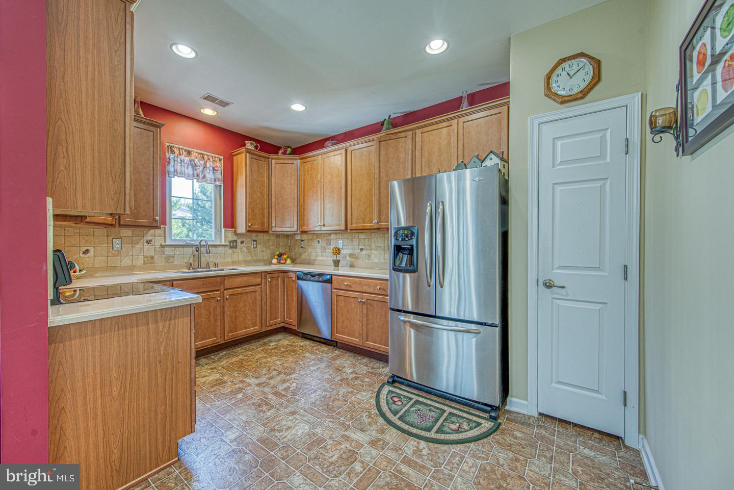 3550 Dogwood Dr