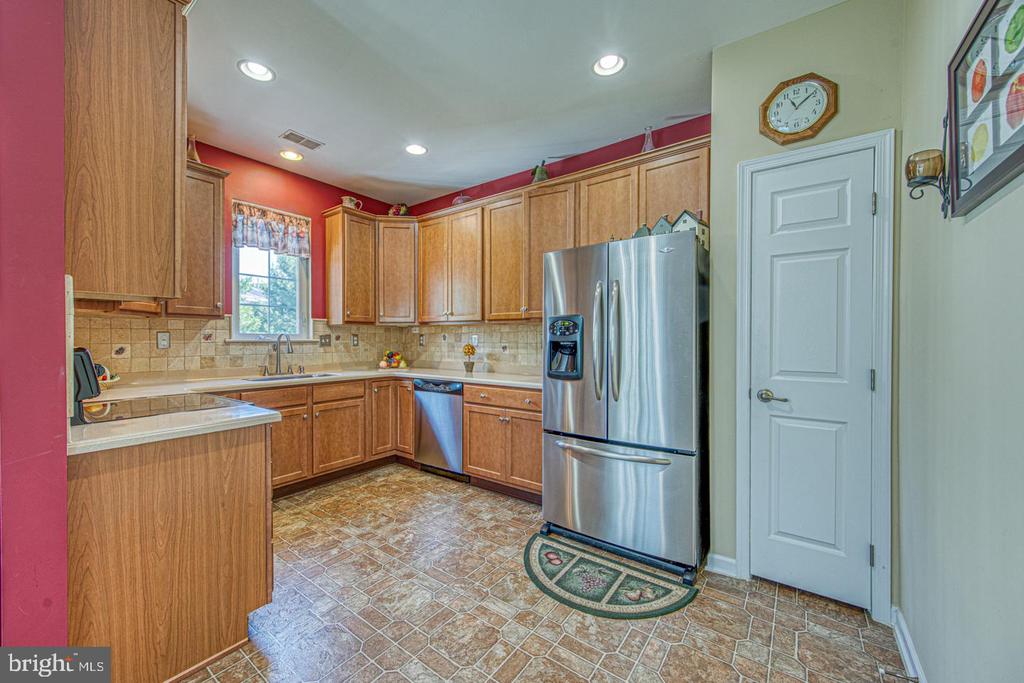 3550 Dogwood Dr