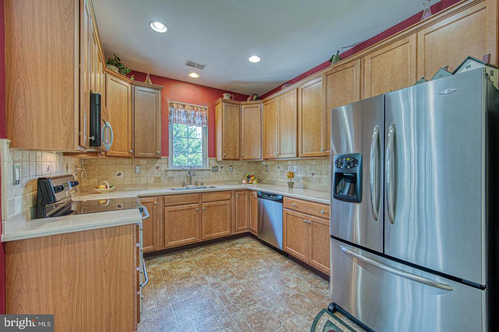 3550 Dogwood Dr