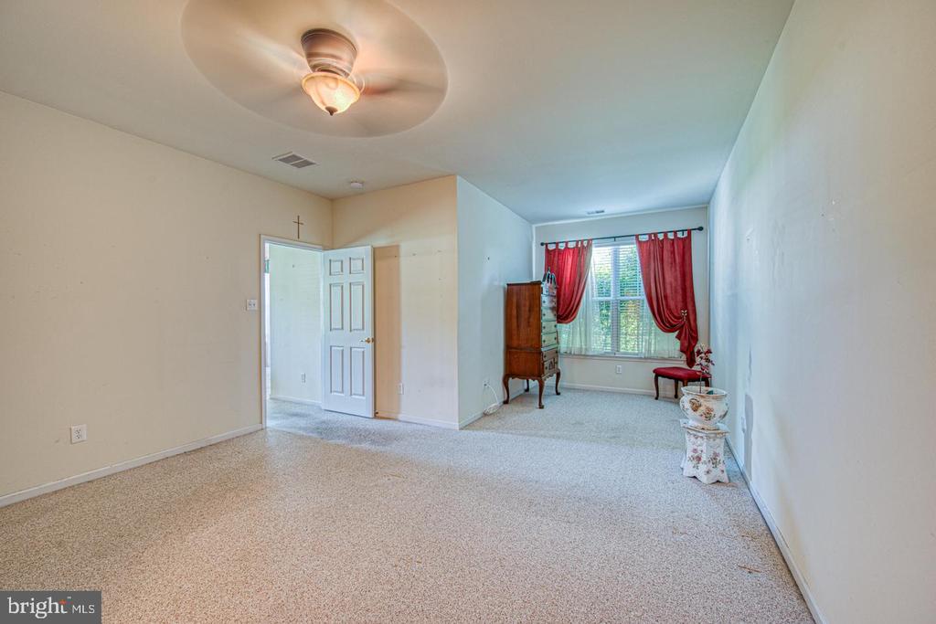 3550 Dogwood Dr
