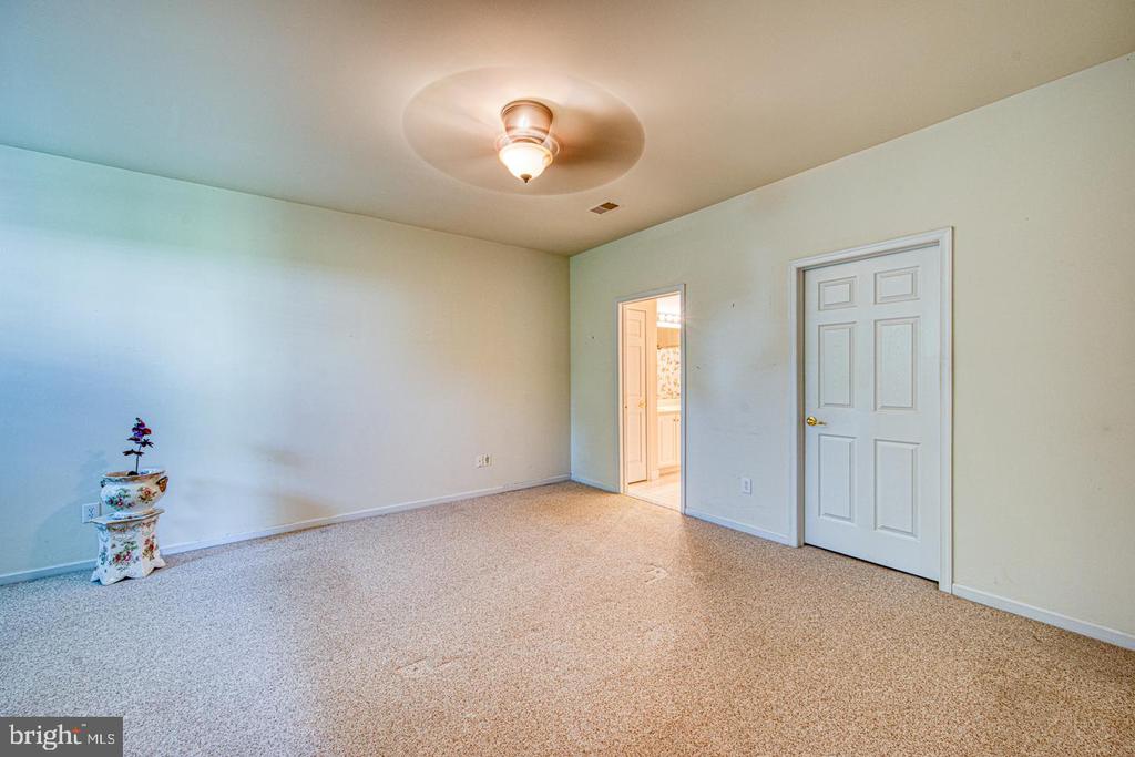 3550 Dogwood Dr