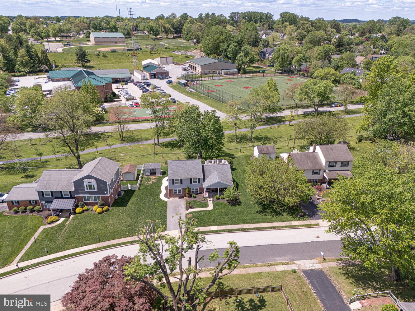 742 Elgin Rd