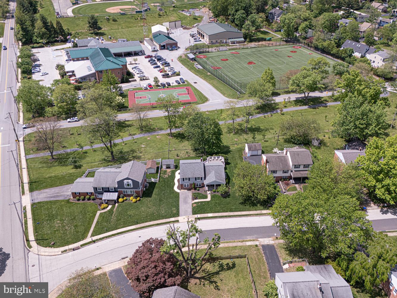 742 Elgin Rd