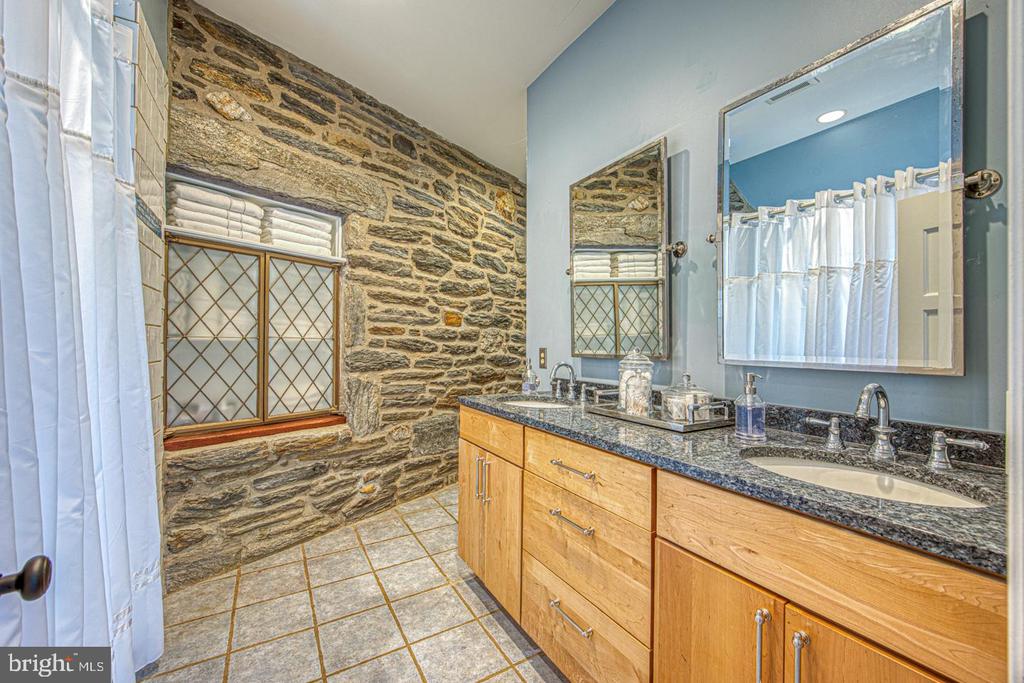 213 HIGHLAND AVENUE