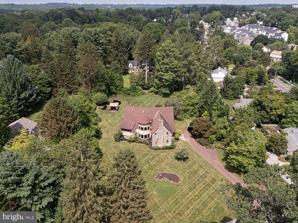 213 HIGHLAND AVENUE