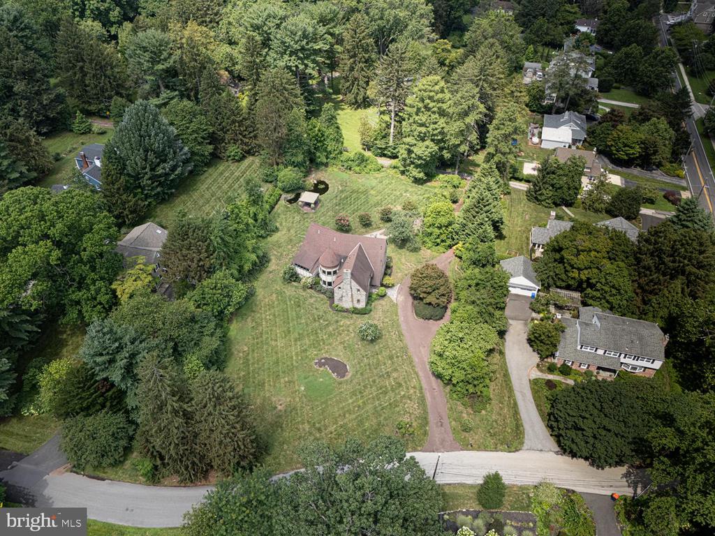 213 HIGHLAND AVENUE