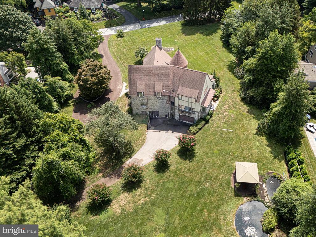 213 HIGHLAND AVENUE