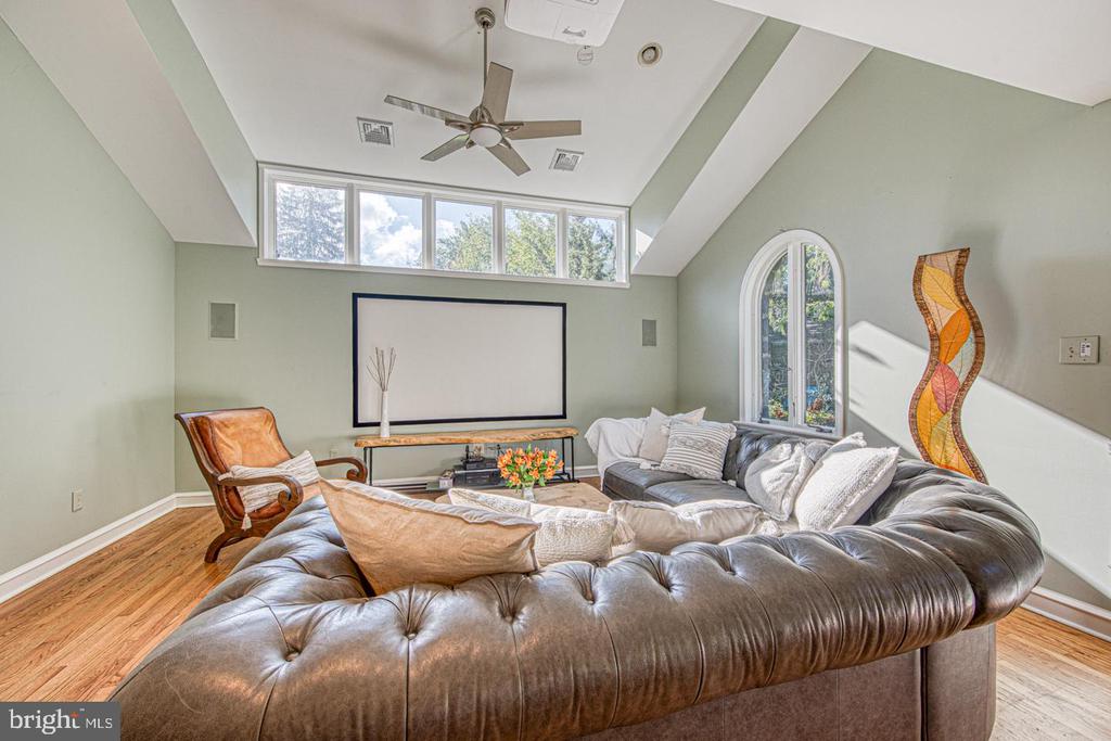 213 HIGHLAND AVENUE
