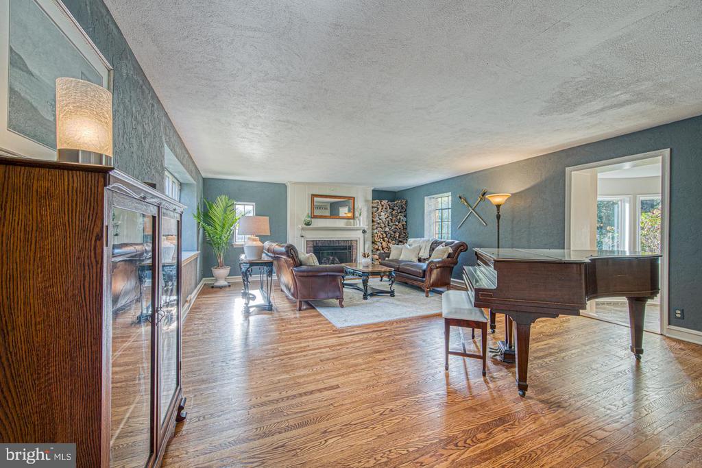 213 HIGHLAND AVENUE