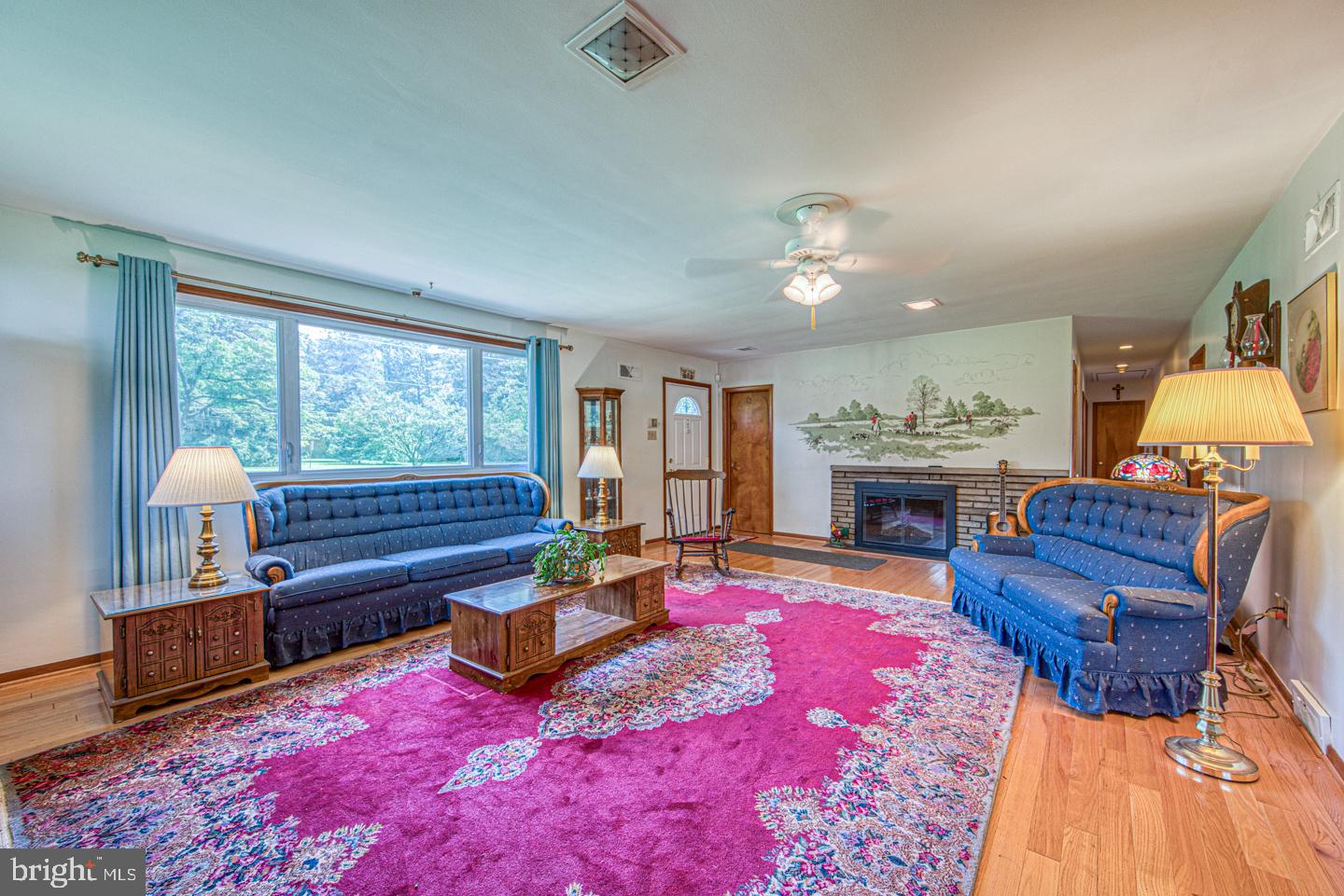 1090 Wilson Ave