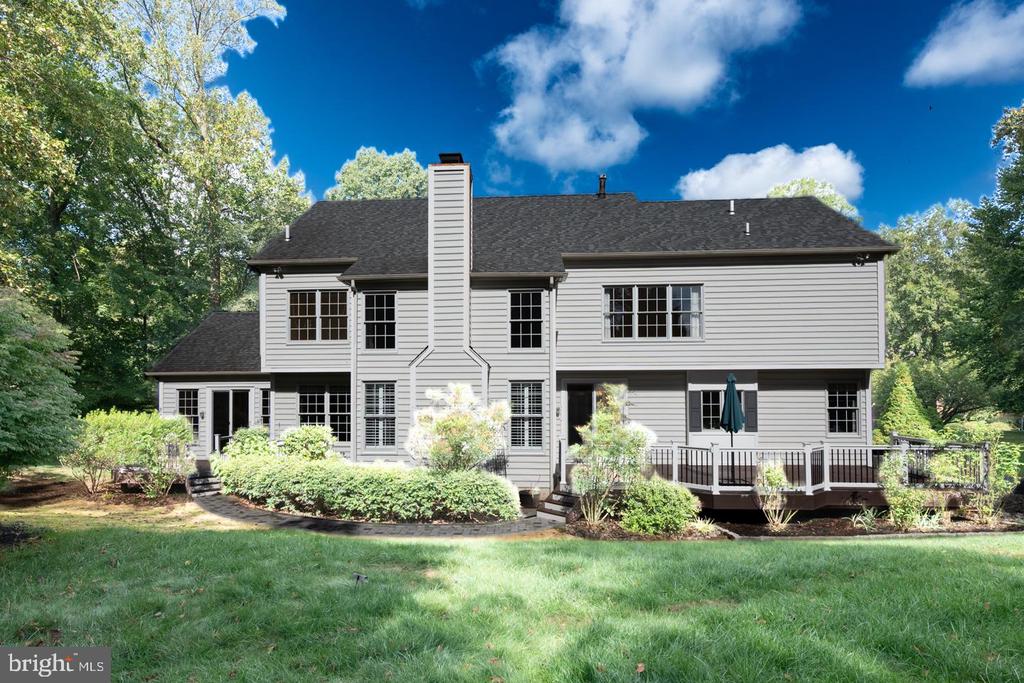 27 CHERRY CIRCLE