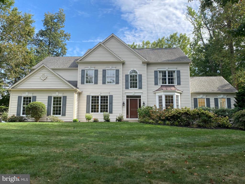 27 CHERRY CIRCLE