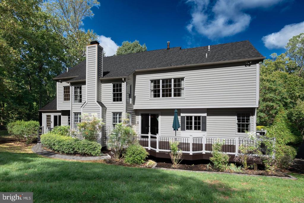 27 CHERRY CIRCLE