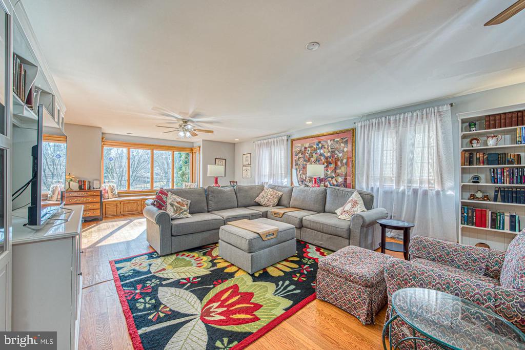 470 FARNUM ROAD