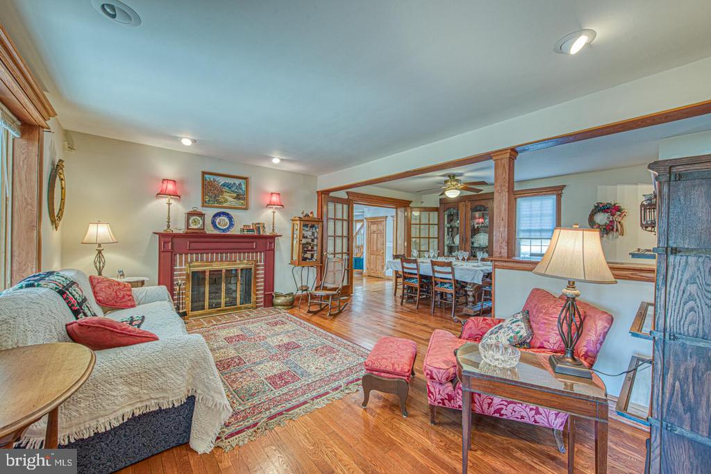 470 FARNUM ROAD