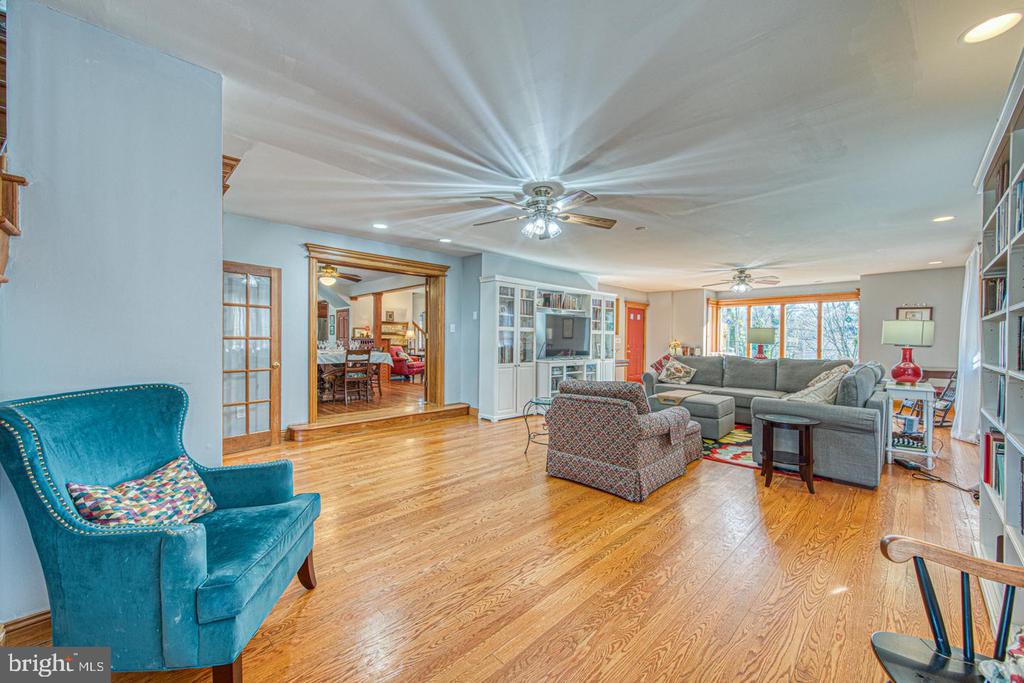 470 FARNUM ROAD