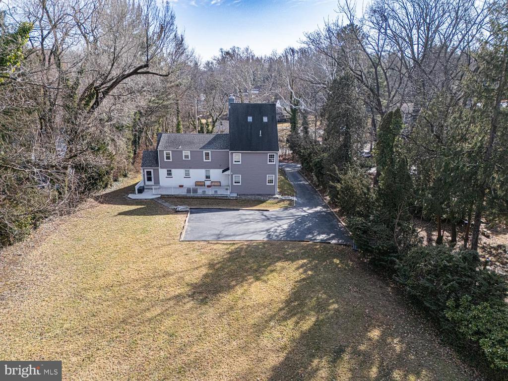 470 FARNUM ROAD