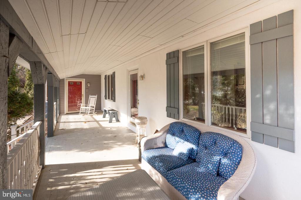 470 FARNUM ROAD