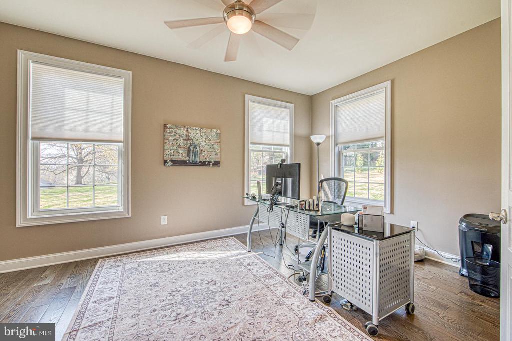3215 CHARLES GRIFFIN DRIVE