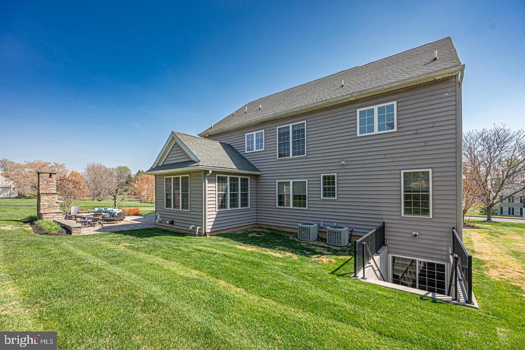 3215 CHARLES GRIFFIN DRIVE