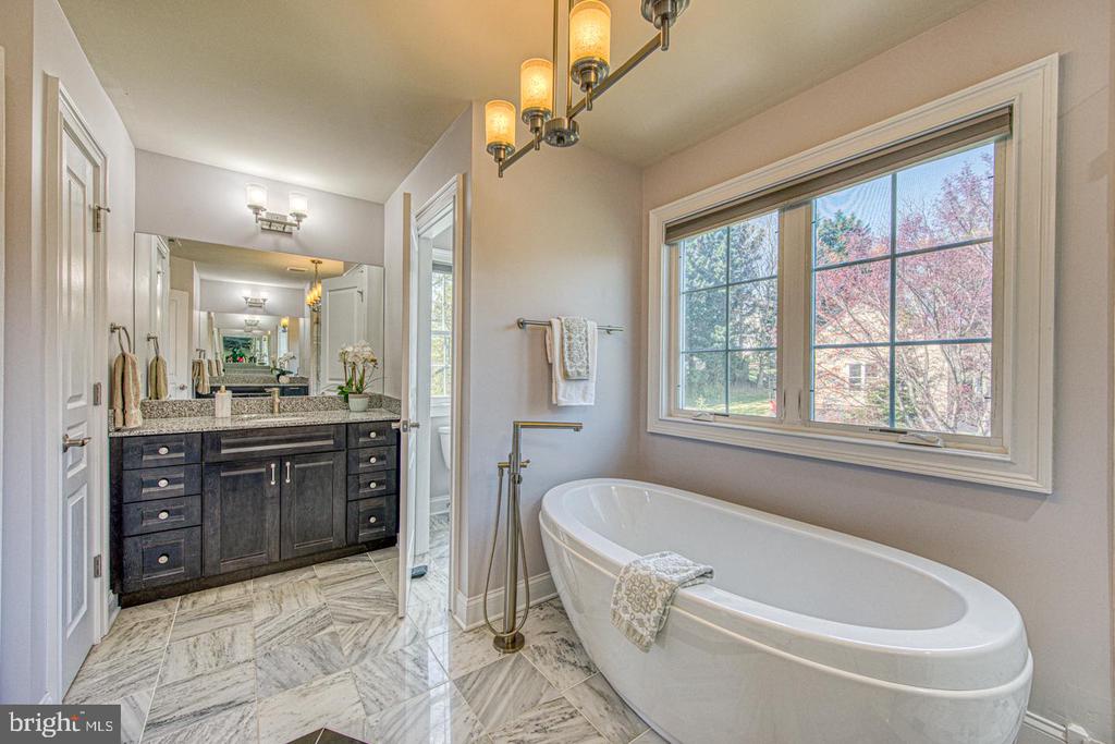 3215 CHARLES GRIFFIN DRIVE