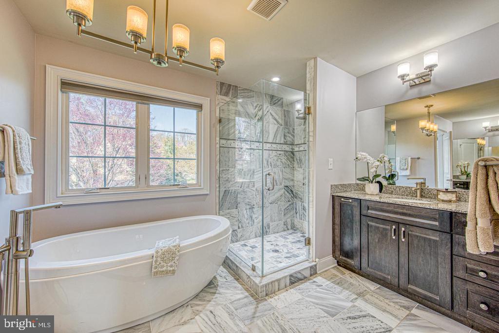 3215 CHARLES GRIFFIN DRIVE