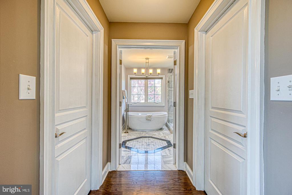 3215 CHARLES GRIFFIN DRIVE