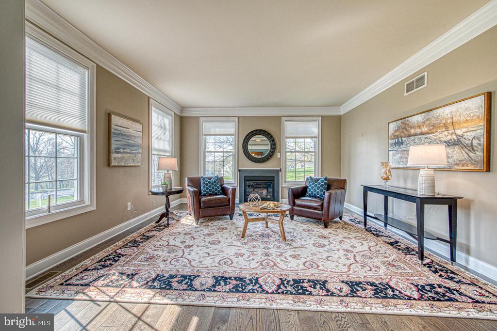 3215 CHARLES GRIFFIN DRIVE