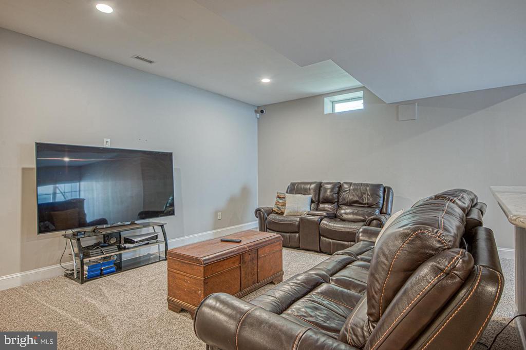 3215 CHARLES GRIFFIN DRIVE