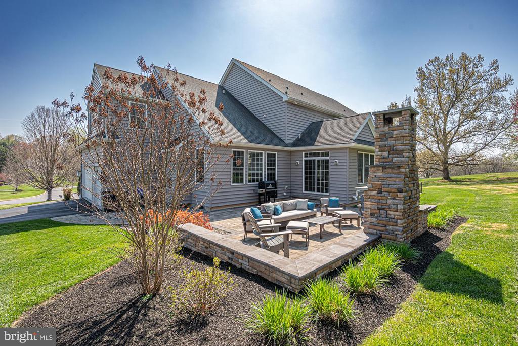 3215 CHARLES GRIFFIN DRIVE