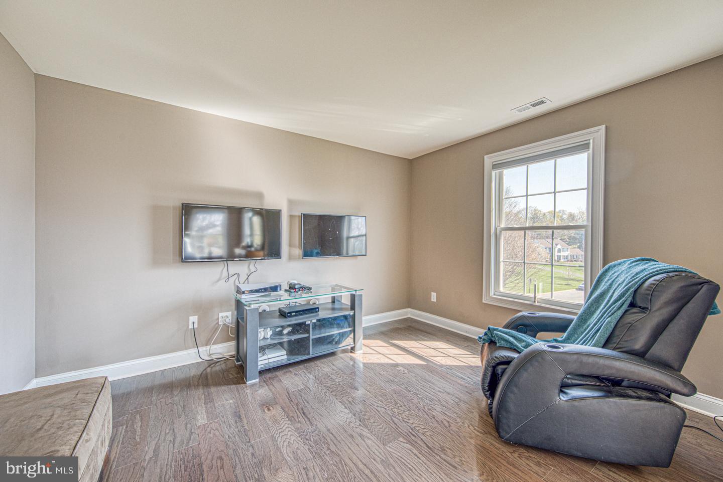 3215 CHARLES GRIFFIN DRIVE