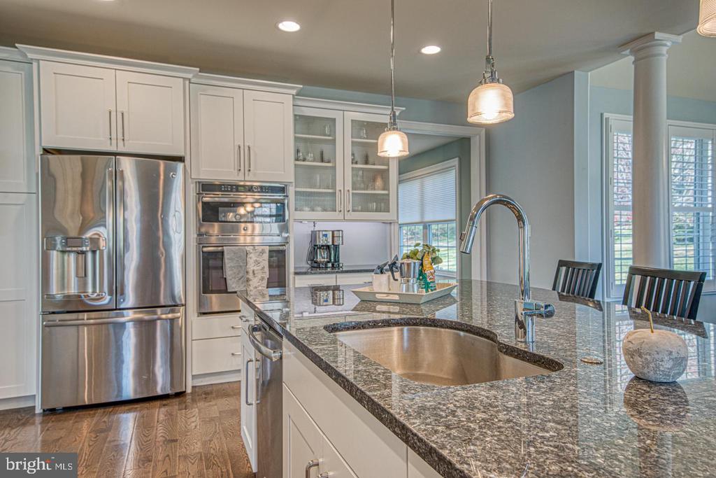 3215 CHARLES GRIFFIN DRIVE