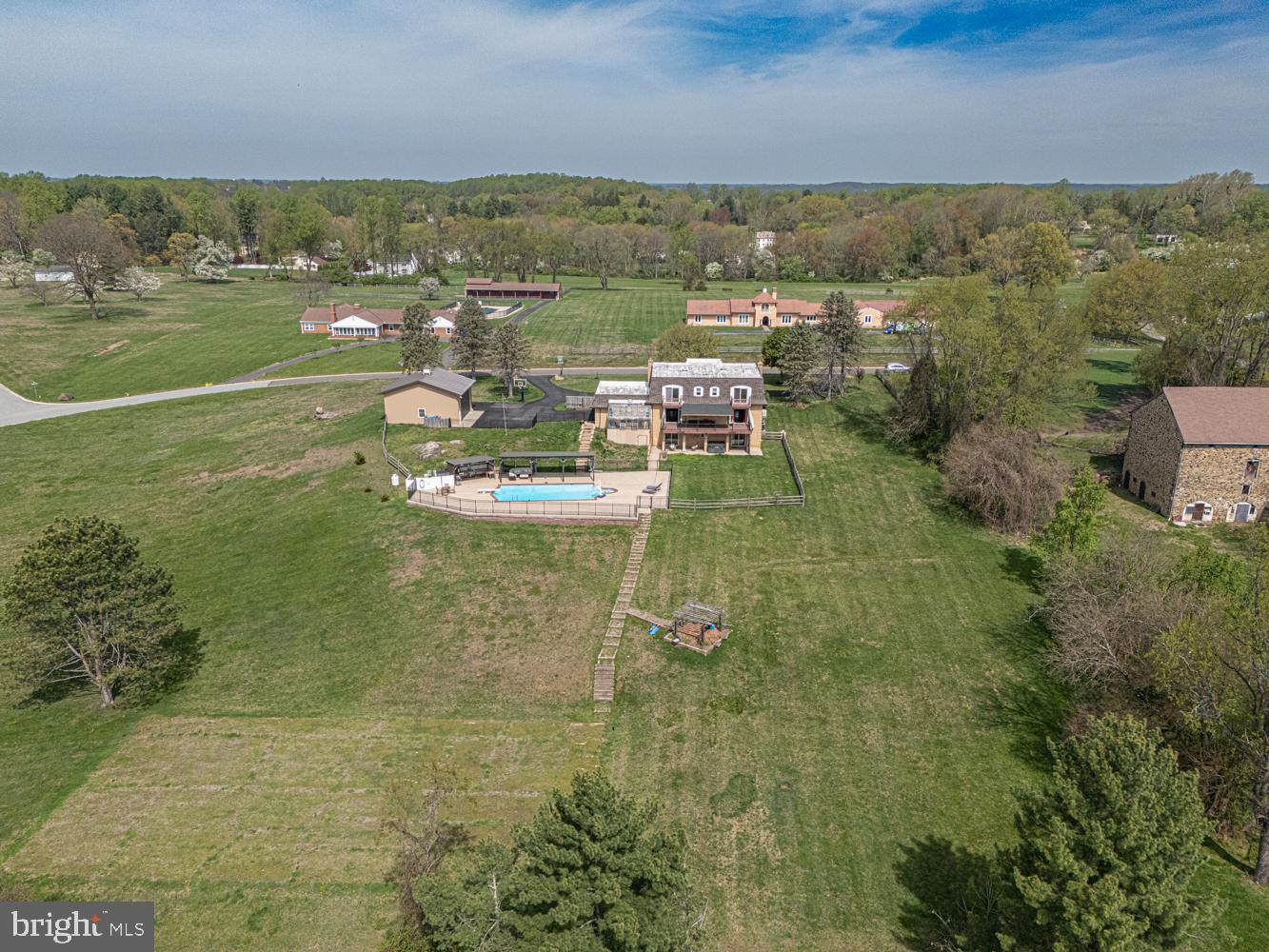 1530 HEATHER HILLS LANE