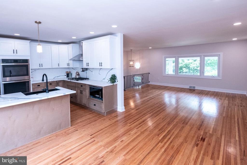 413 ELLIS ROAD
